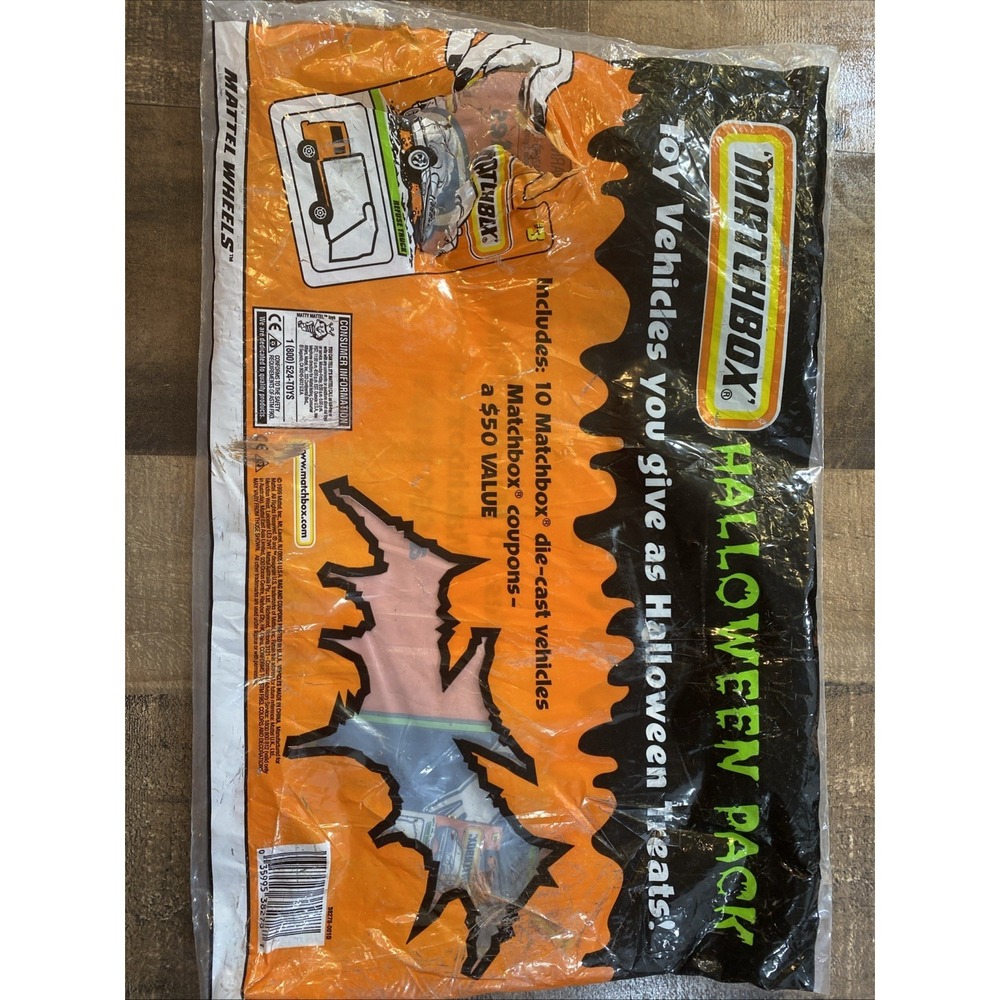 Vintage 1999 MATCHBOX HALLOWEEN TRICK OR TREAT Handouts 10 PACK Cars Bag Opened